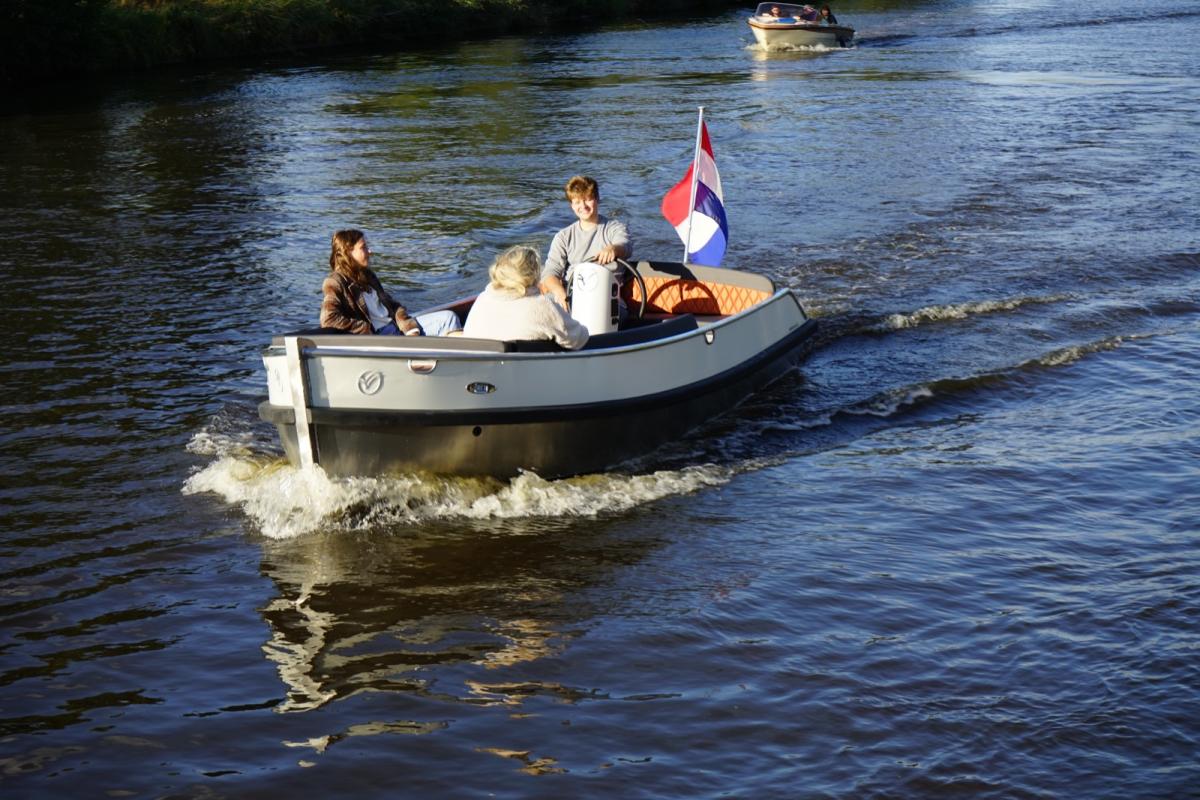 Van Vossen E-Tender 590 te koop | E-tender | Van Vossen E-boats