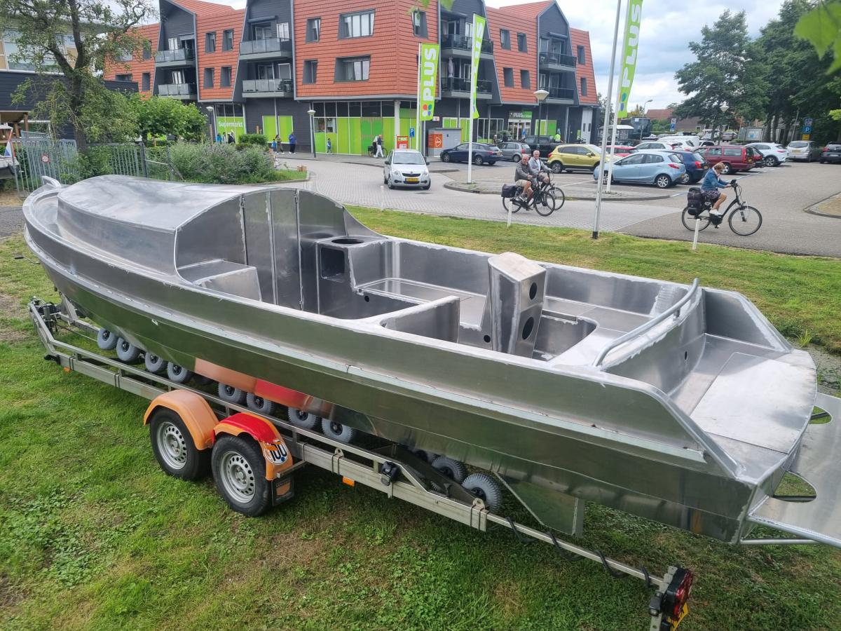 Van Vossen Naveta 850 Cabin te koop | Elektrische tender | Van Vossen E-boats