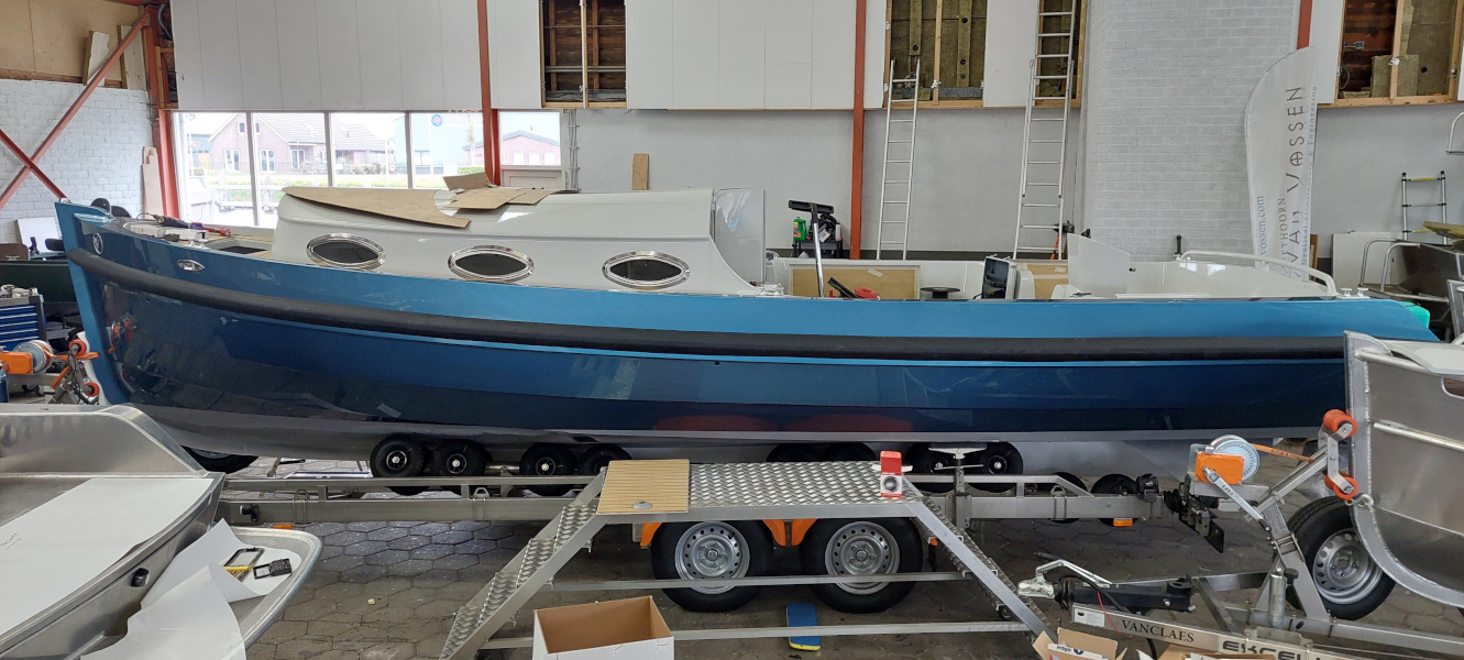 Van Vossen Naveta 850